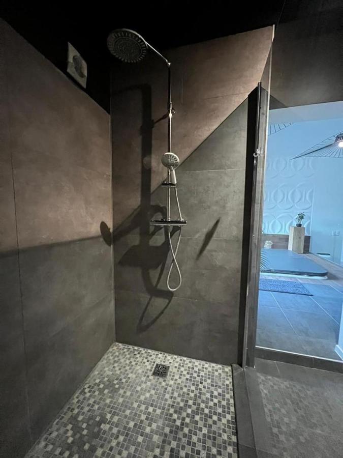 Ferienwohnung Wellness Loft Huy Exterior foto
